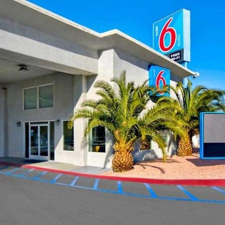 Motel 6 Victorville Dış mekan fotoğraf