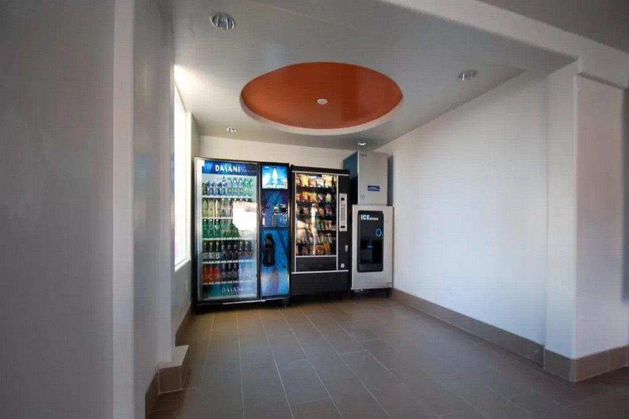 Motel 6 Victorville Dış mekan fotoğraf