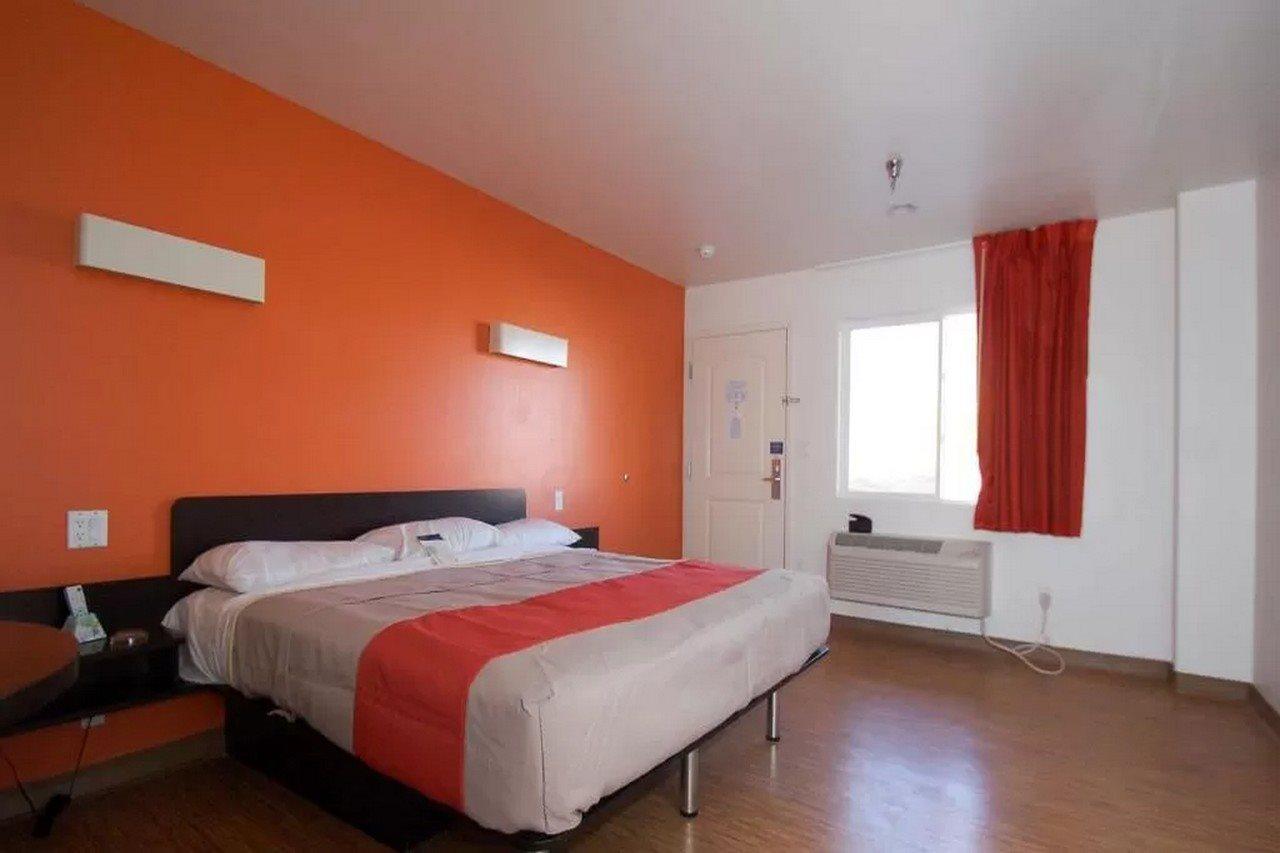 Motel 6 Victorville Dış mekan fotoğraf
