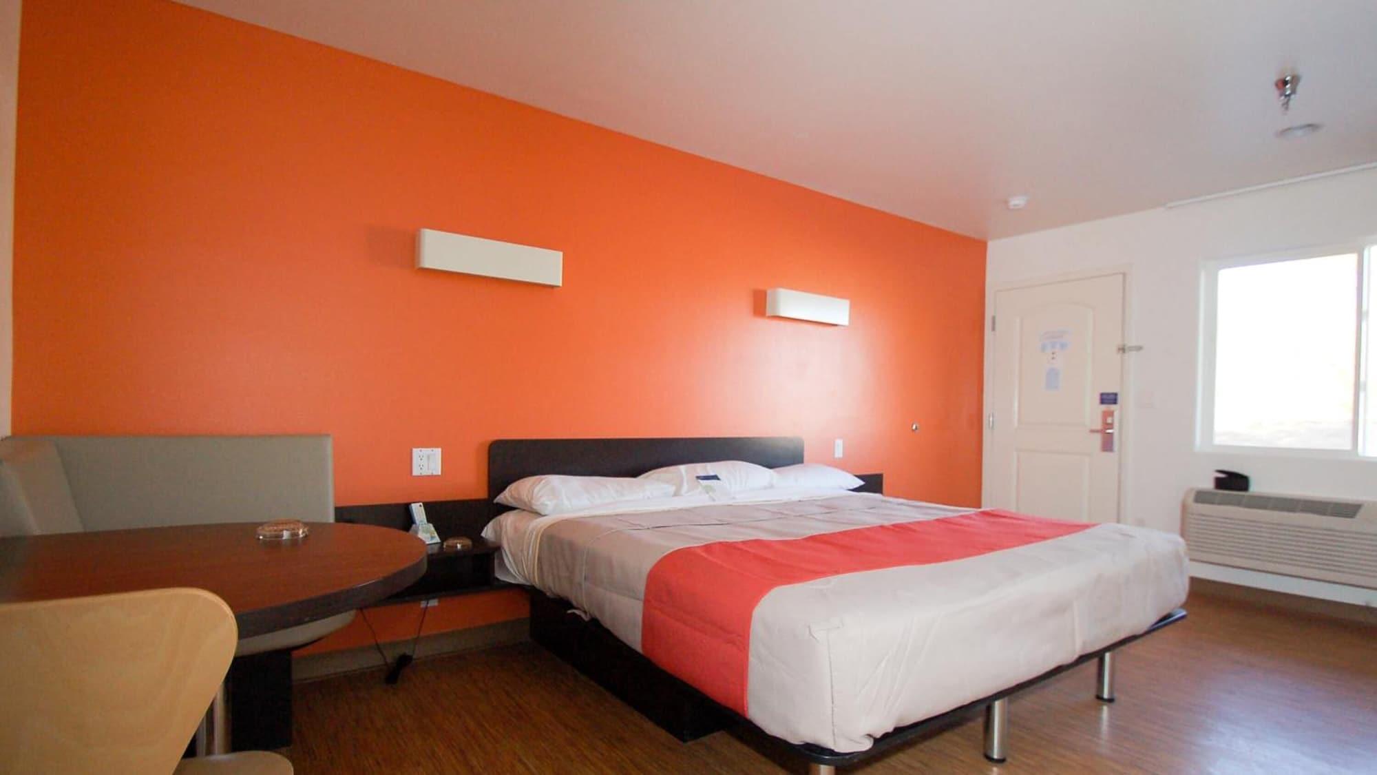Motel 6 Victorville Dış mekan fotoğraf