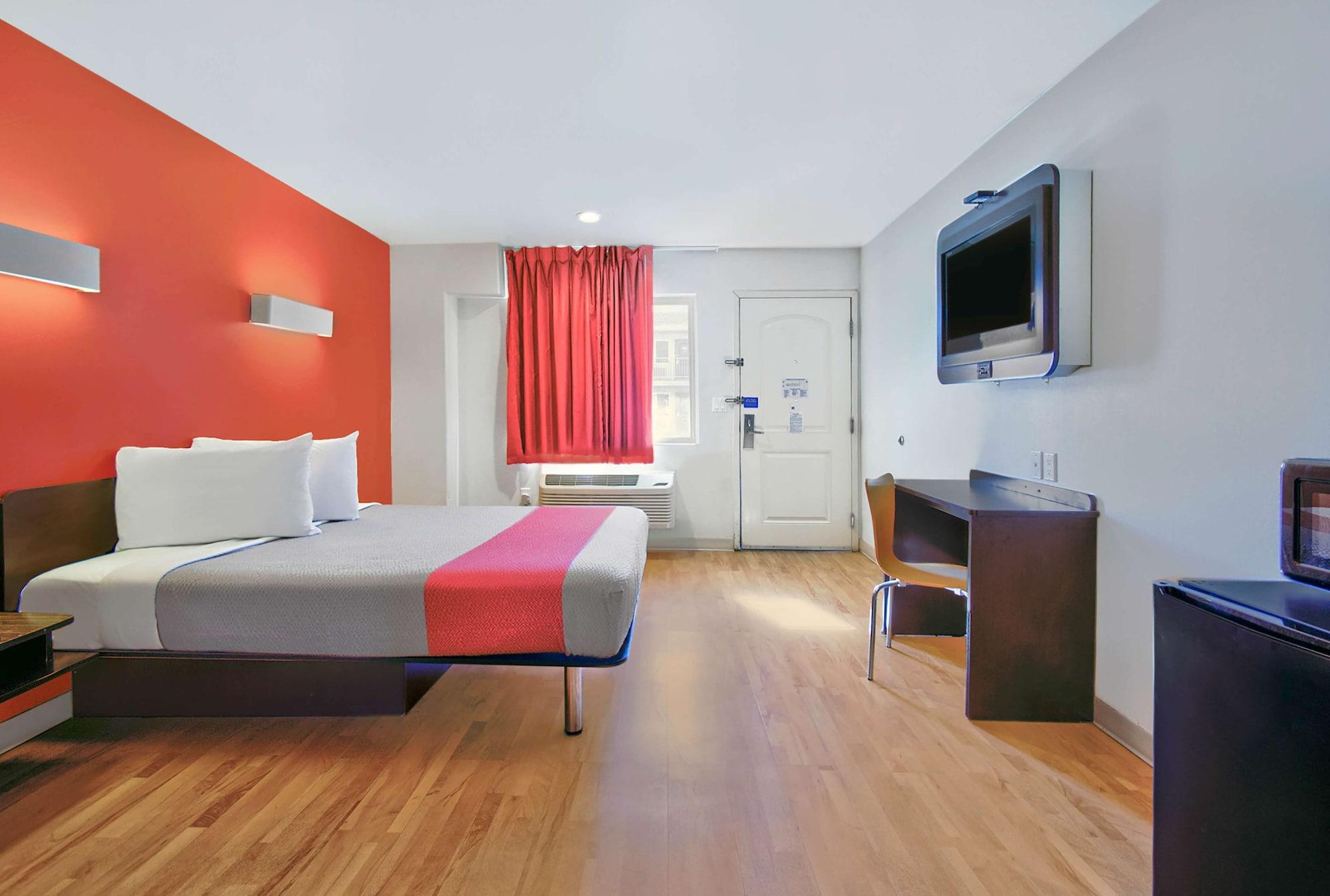 Motel 6 Victorville Dış mekan fotoğraf