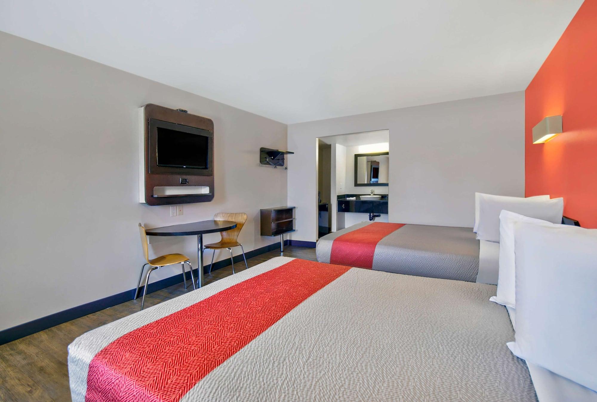 Motel 6 Victorville Dış mekan fotoğraf