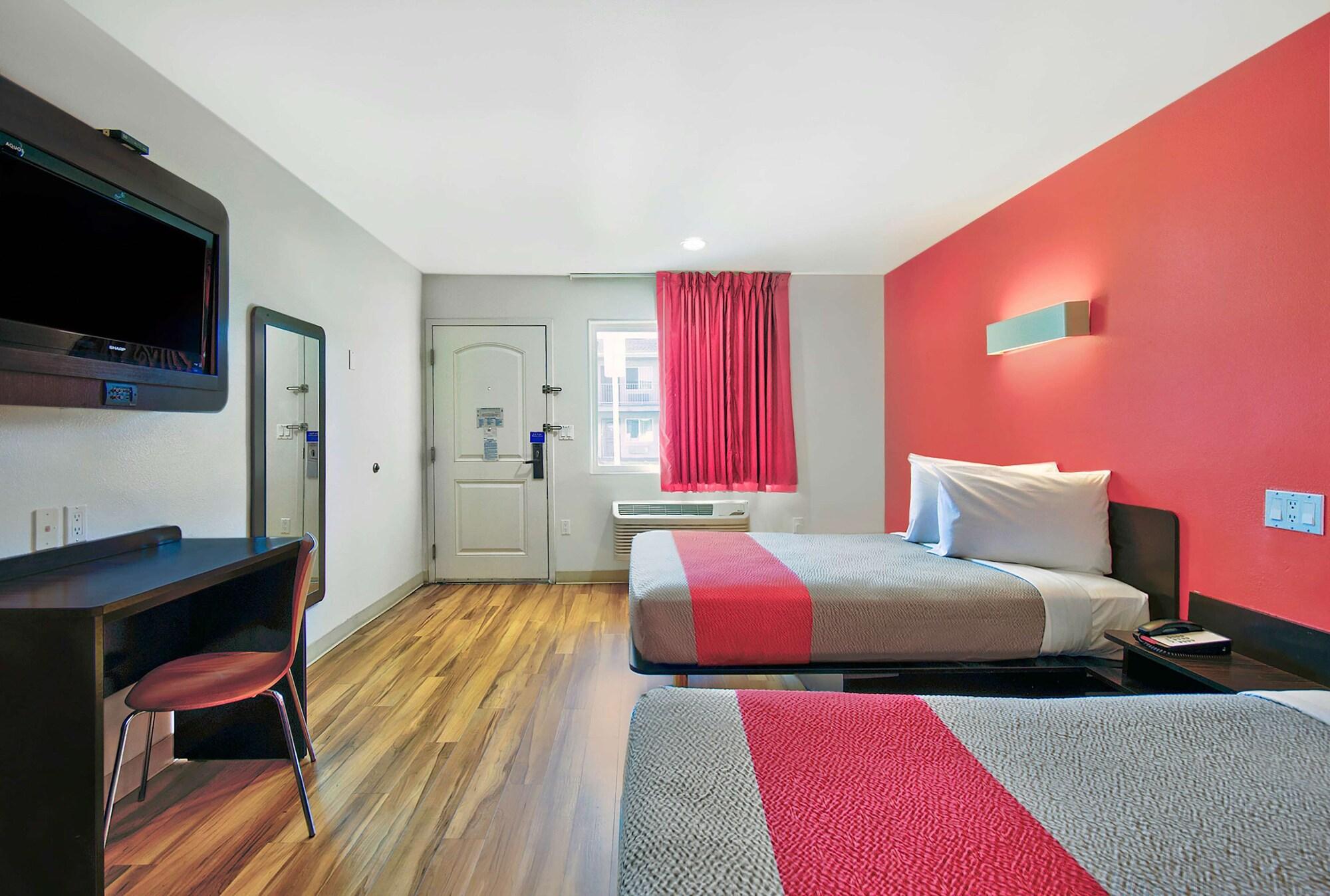 Motel 6 Victorville Dış mekan fotoğraf