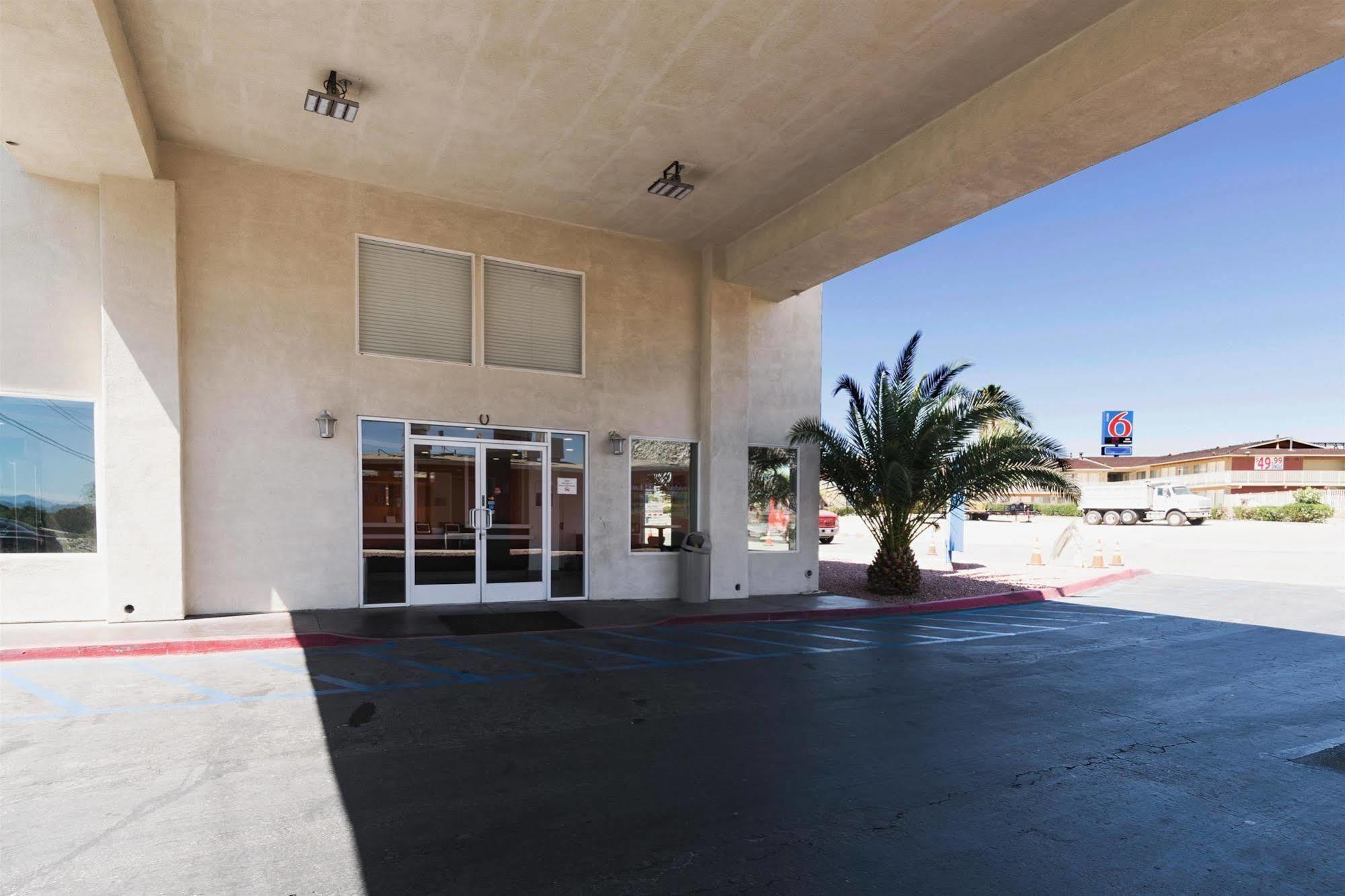 Motel 6 Victorville Dış mekan fotoğraf