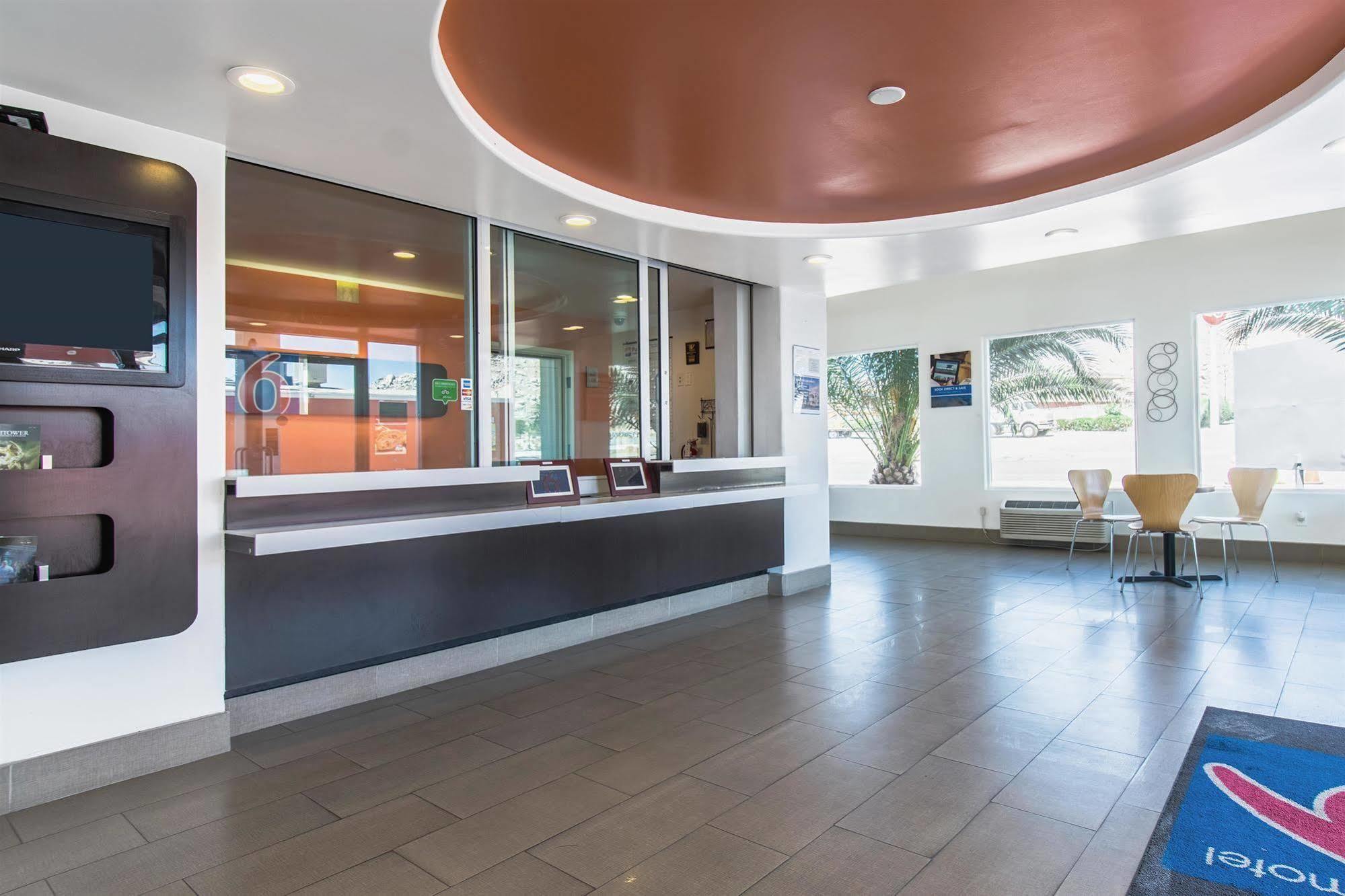 Motel 6 Victorville Dış mekan fotoğraf